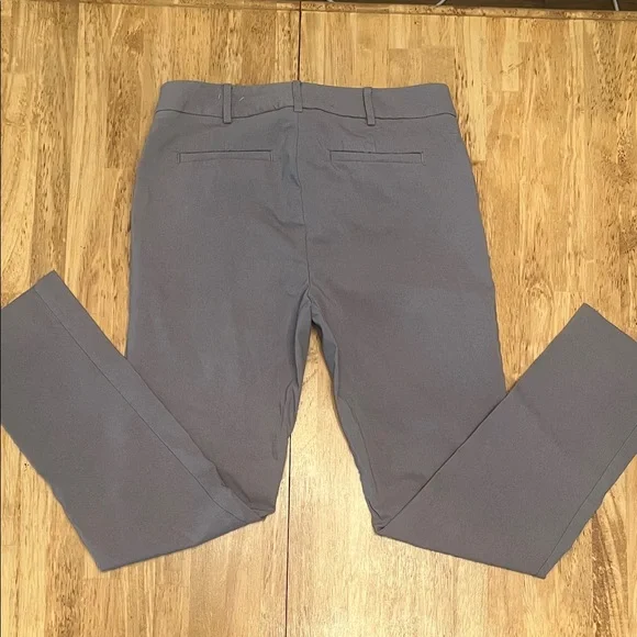 Van Heusen Women's Gray Straight Leg Pants - Picture 3 of 3